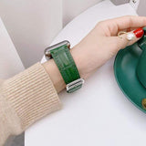 Qerzez Apple Watch Leather Band The Ambiguous Otter