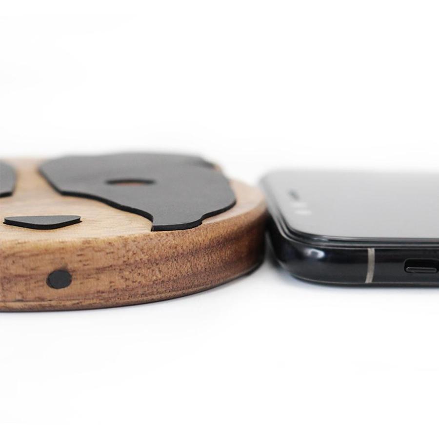 Premium Handmade Wooden Wireless Charging Pad | Animal Series The Ambiguous Otter